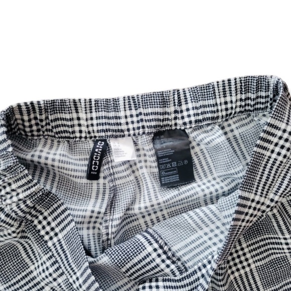 Divided plaid pants Sz 6 black white casual - Picture 4 of 7